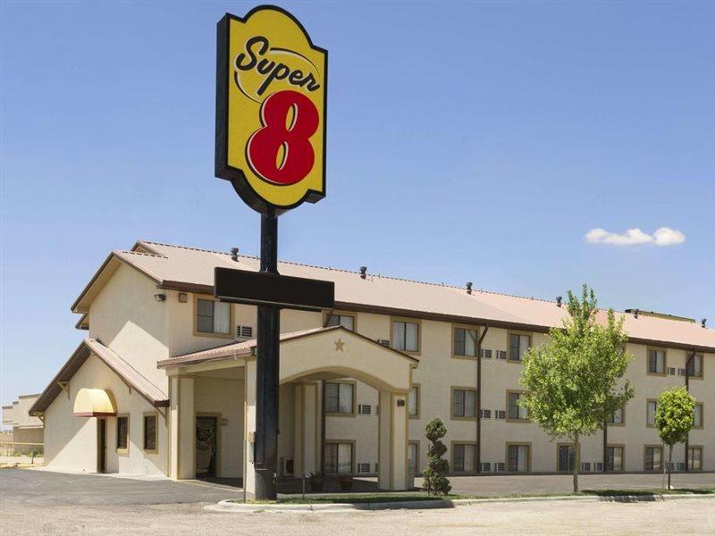 Super 8 By Wyndham Amarillo Hotel Bagian luar foto