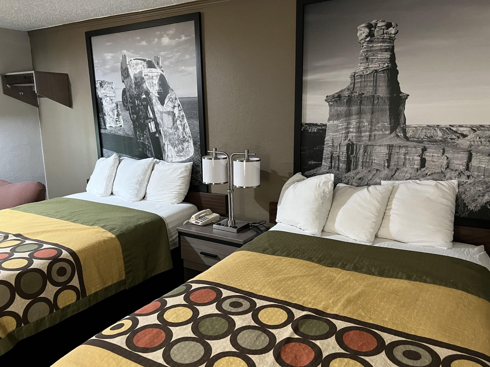 Super 8 By Wyndham Amarillo Hotel Bagian luar foto